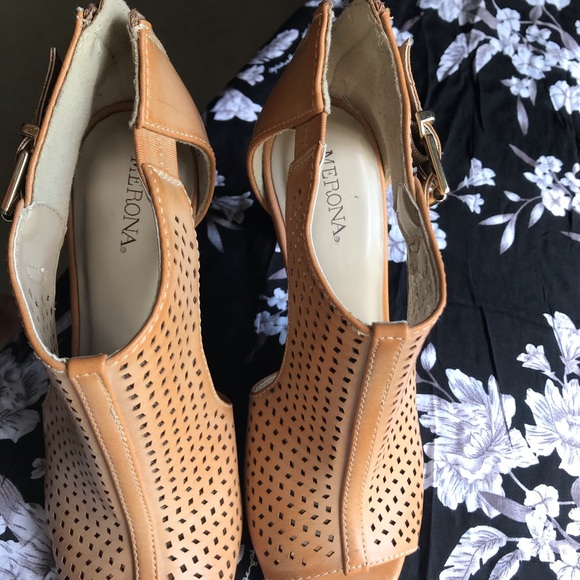 Merona Heels - Picture 2 of 5
